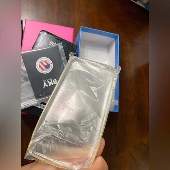 Smartphone, cellphone, phone for sale, Brand New phone for sale - Picture 10 of 16